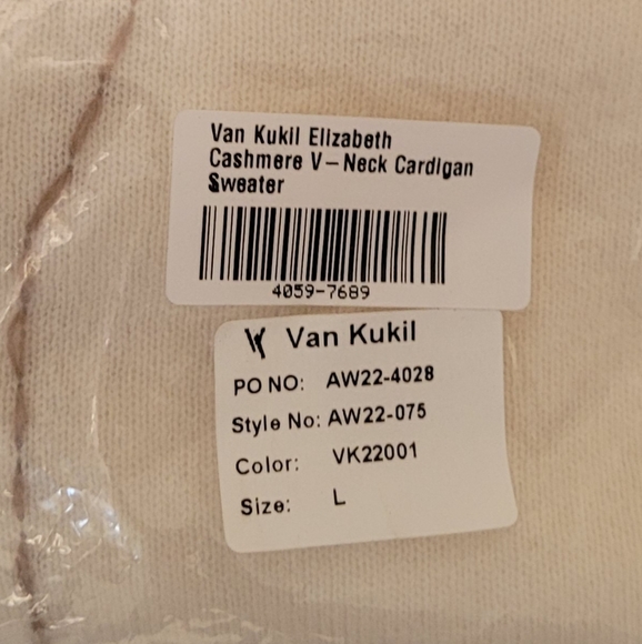 Van Kukil Cashmere Collegiate Style Cardigan XL and L -NWT - Picture 17 of 17